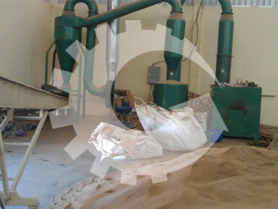pipe dryer and powders of raw materials